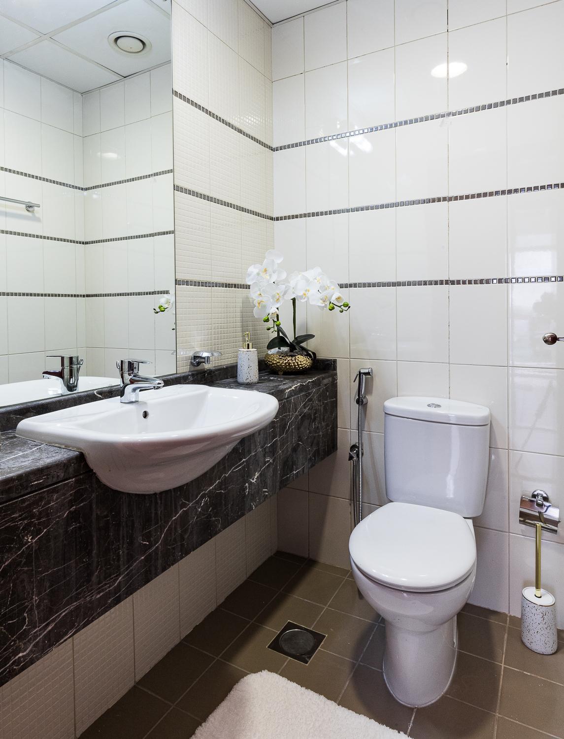 Appartamento Globalstay. Scala Tower Retreat With Free Parking