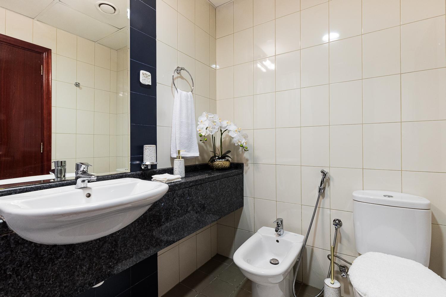 Appartamento Globalstay. Scala Tower Retreat With Free Parking